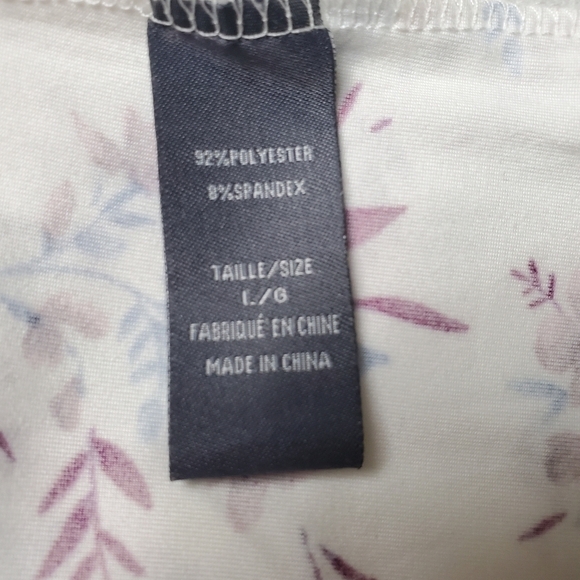 SUZY Shier Short Sleeve Floral Top - Picture 4 of 5